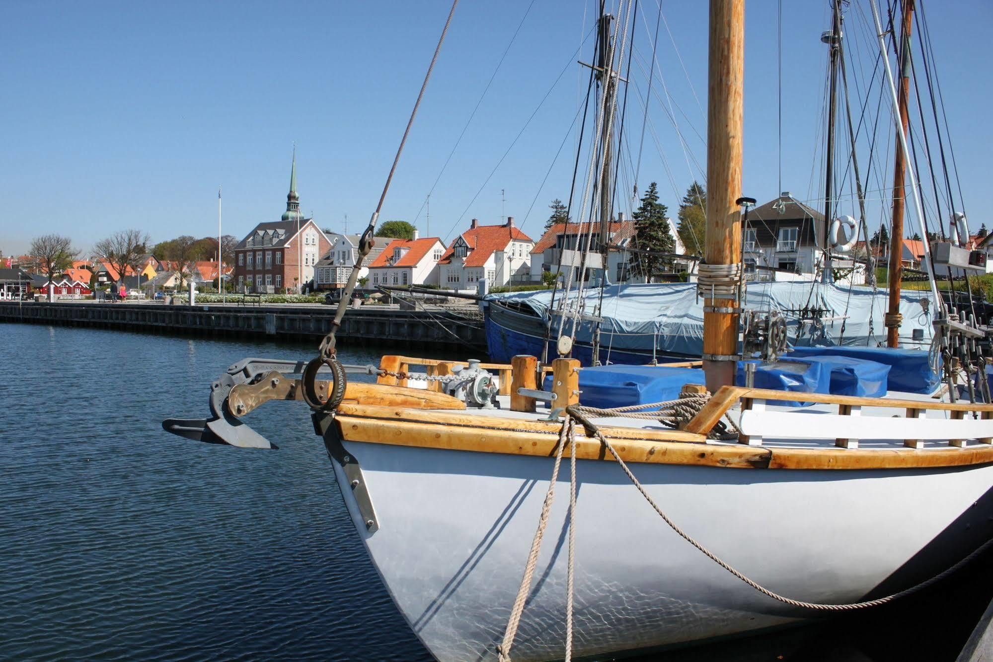 Hotel Nysted Havn Buitenkant foto